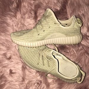 Yeezy 350s — in great condition!